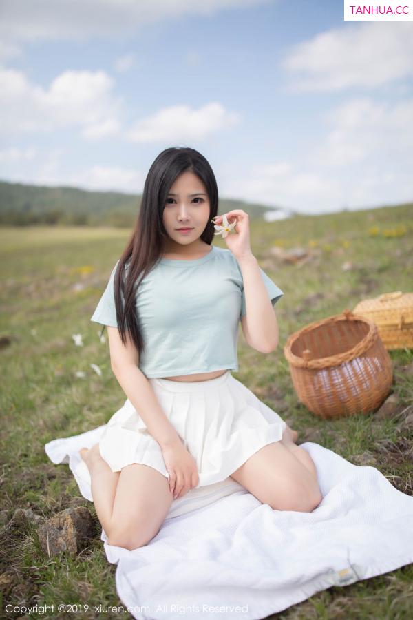 徐微微  [XIUREN]高清写真图 2019.06.13 徐微微mia第6张图片